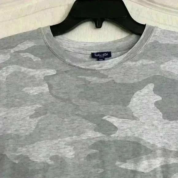 Splendid Camo Top - Picture 2 of 4